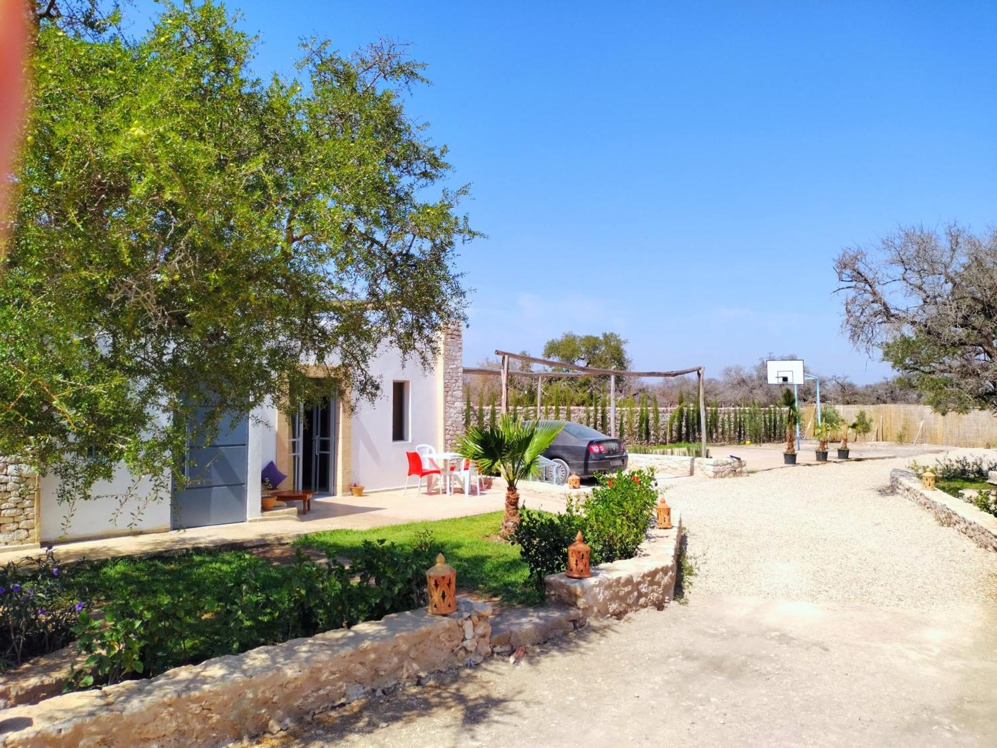 Villa Iyad เอสเซาอิรา ภายนอก รูปภาพ
